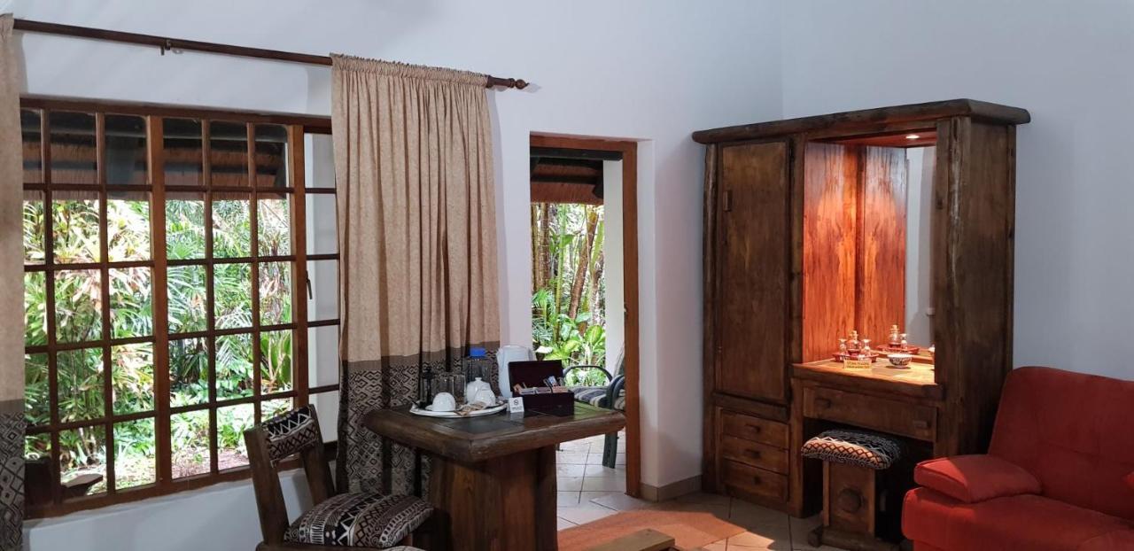 African Ambience Guest House St. Lucia Exterior photo